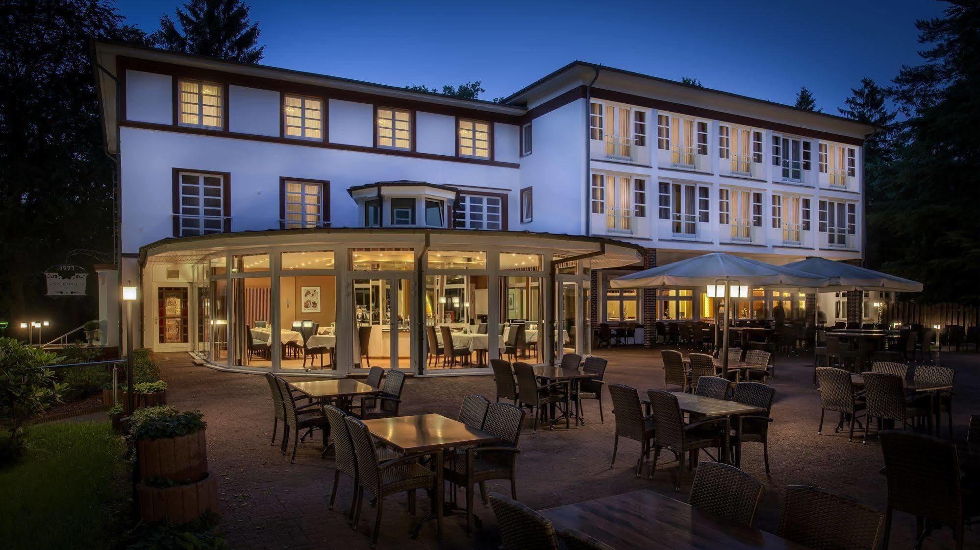Hotel Waldhalle Mölln Eksteriør bilde